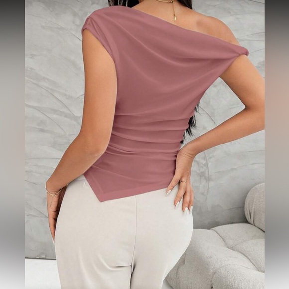 Elegant Off-Shoulder Dusty Pink - Picture 2 of 6